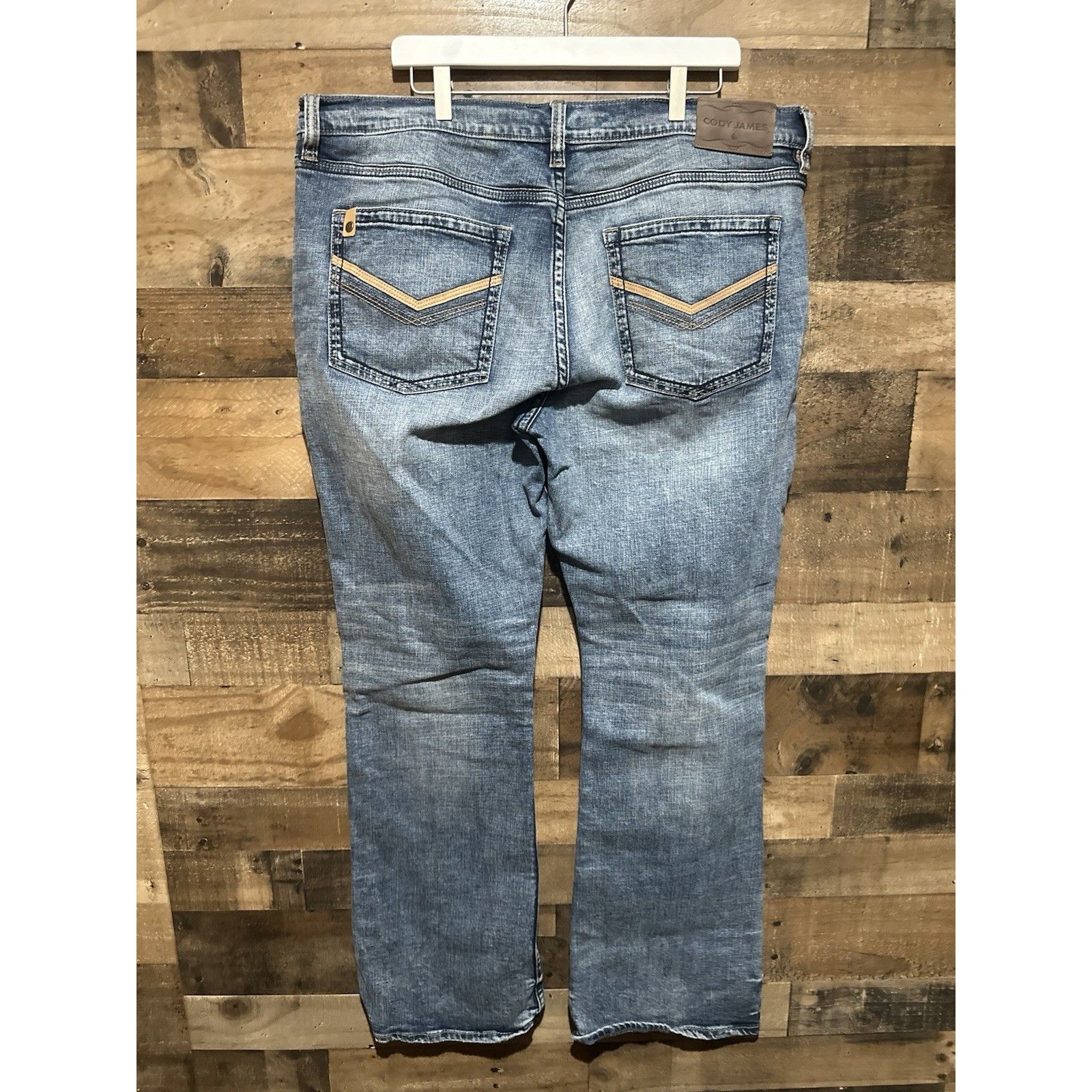 Cody James Men's Clover Leaf Jackson Slim Straight Stretch Denim Jeans 38 X 34